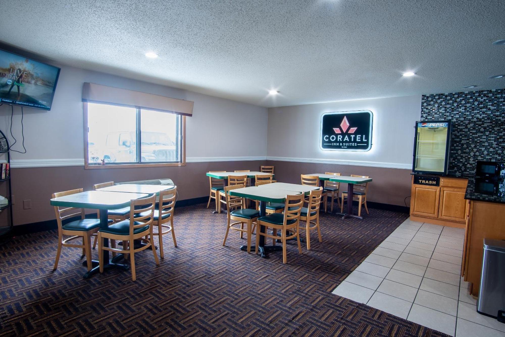 Coratel Inn & Suites By Jasper New Richmond Exterior photo